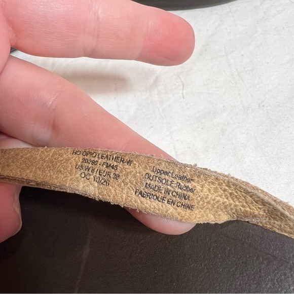 Olukai Ho’Opio tan leather dlip flop thong sandals size 8 - Picture 4 of 6